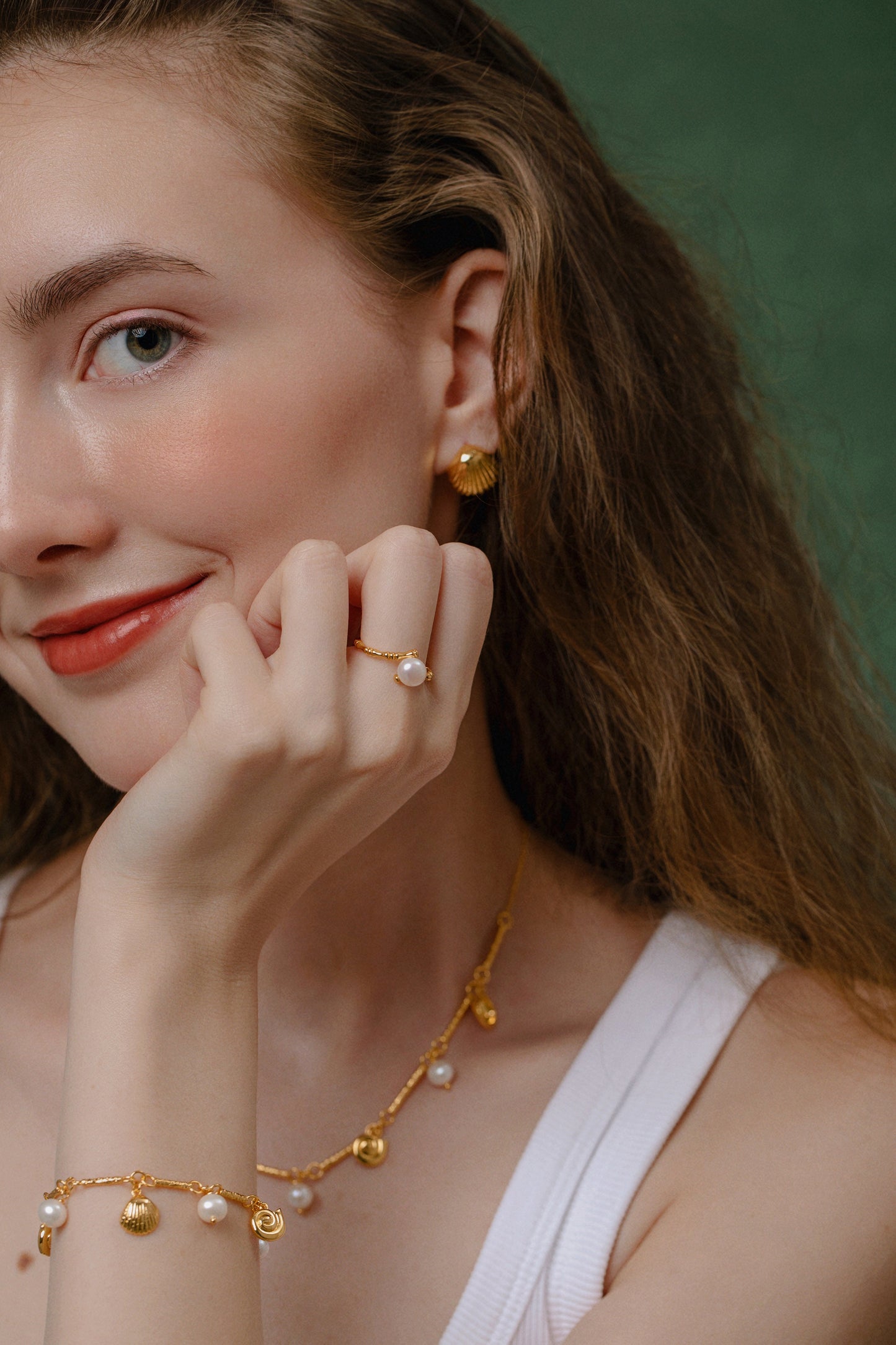 「Seashell」Stud Earrings