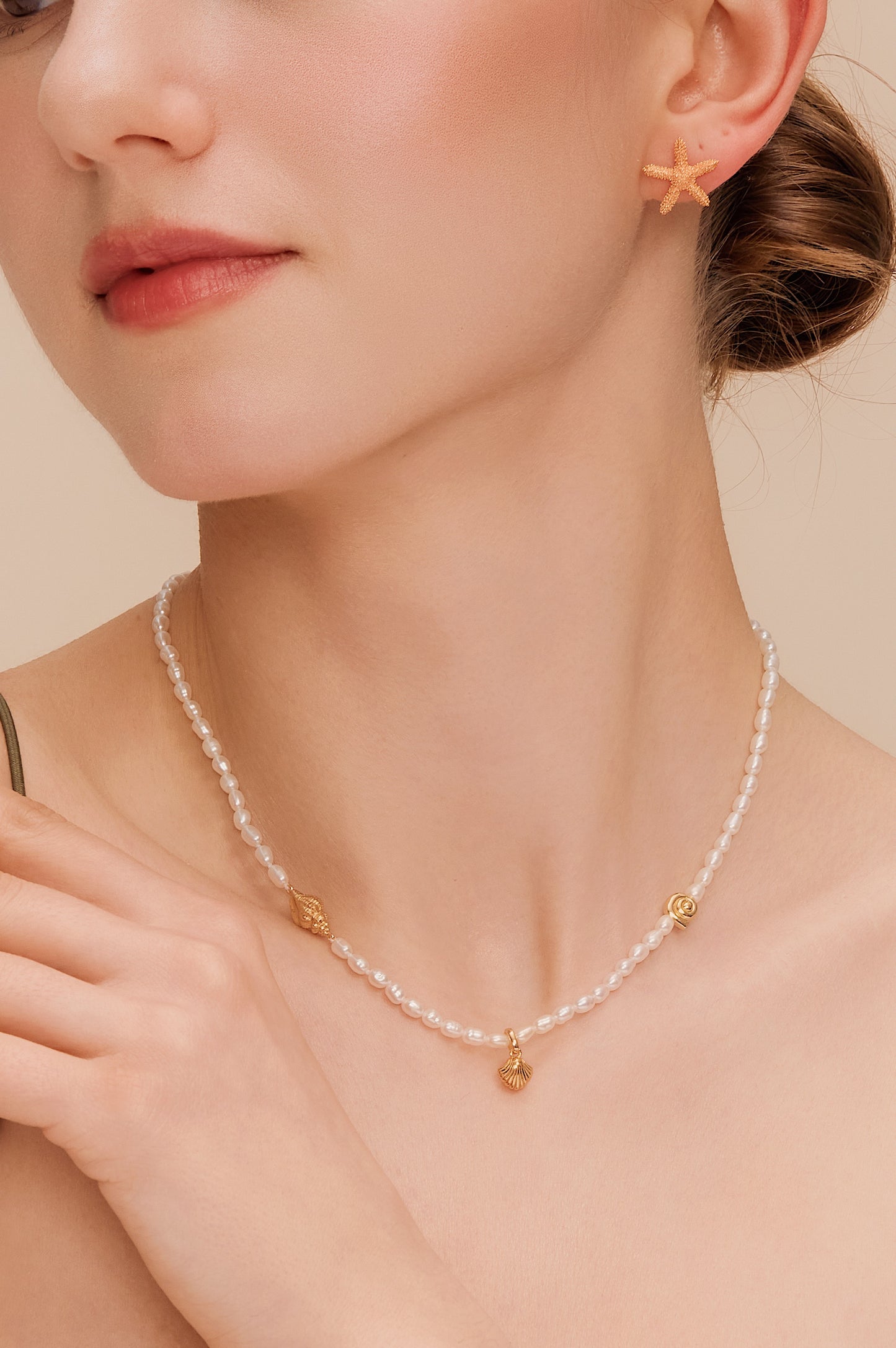 「Ocean Waltz」Natural Freshwater Pearl Mini Charm Necklace