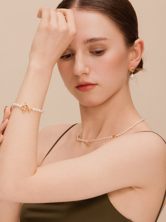 「Ocean Waltz」Freshwater Pearl Mini Shell Charm bracelet