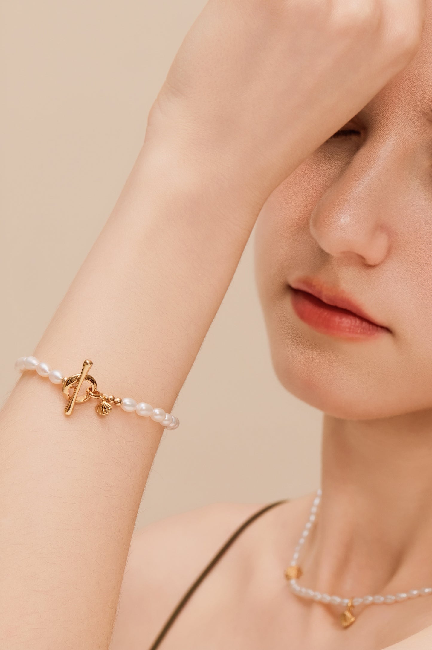 「Ocean Waltz」Freshwater Pearl Mini Shell Charm bracelet