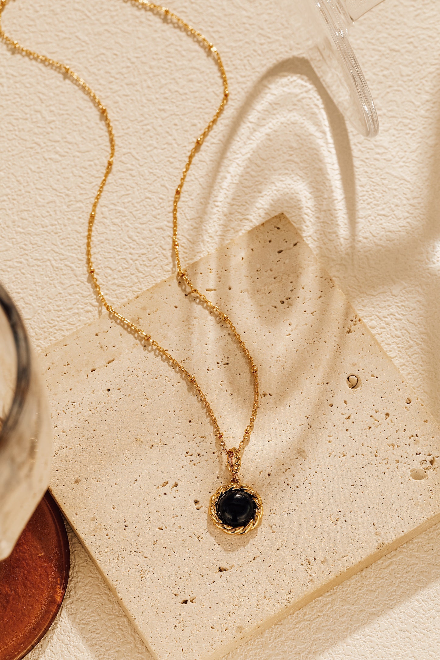 「Nocturne」Black Onyx Round Pendant Necklace