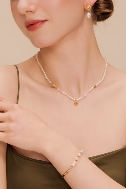 「Ocean Waltz」Natural Freshwater Pearl Mini Charm Necklace