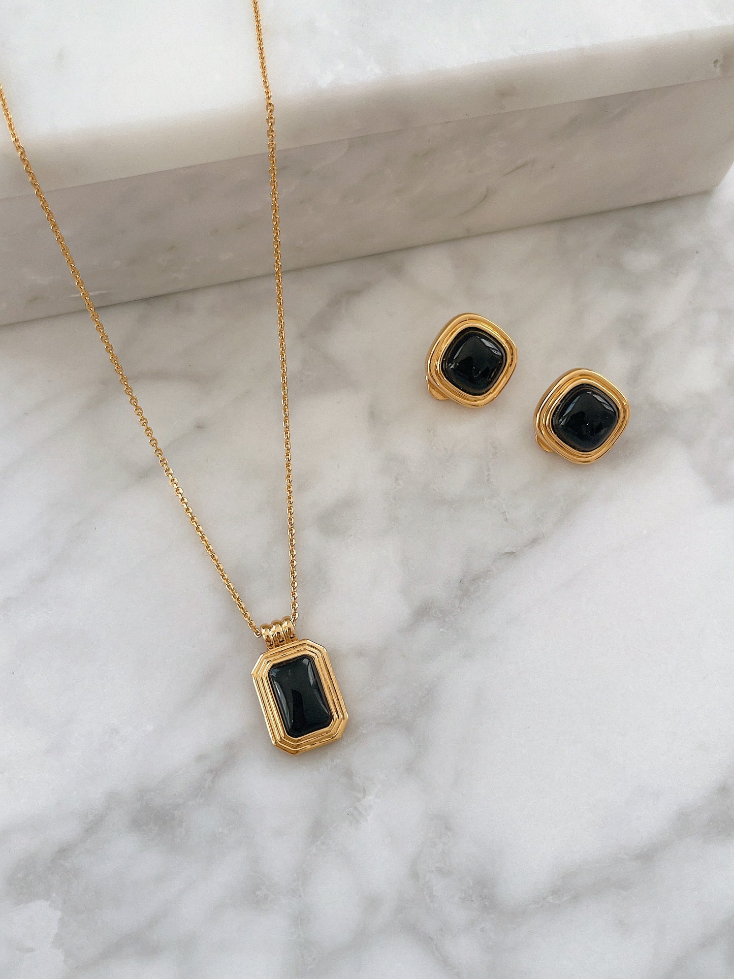 「Nocturne」Black Onyx Rectangle Necklace