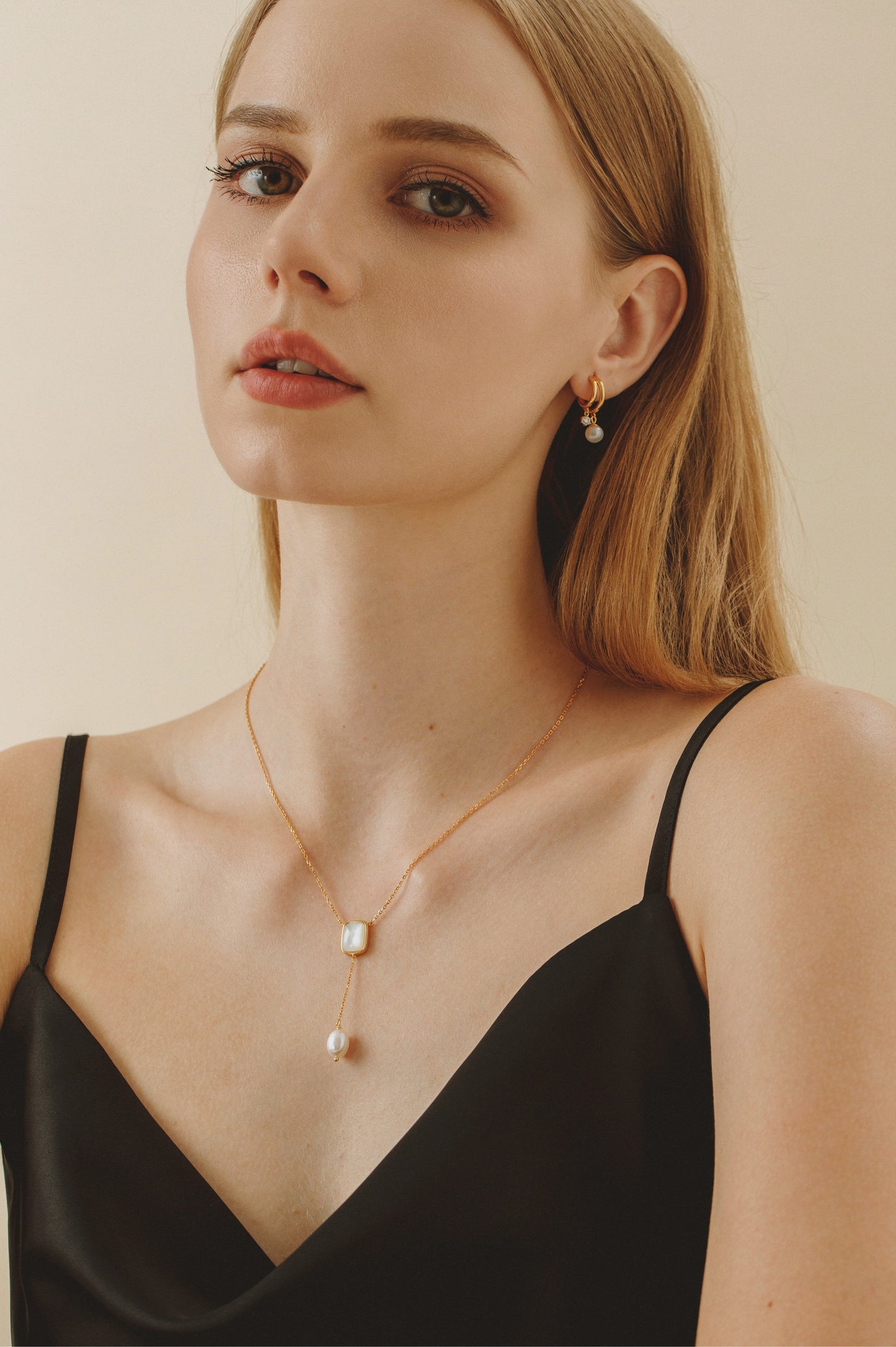 「Allure」Mother-Of-Pearl with Pearl Drop Necklace