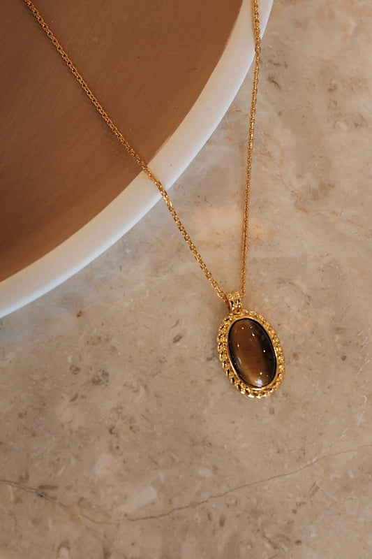 Amber necklace by SUIHE Jewelry, featuring Tiger's Eye stone and 18k gold vermeil, elegant charm design, versatile 16" chain with extender