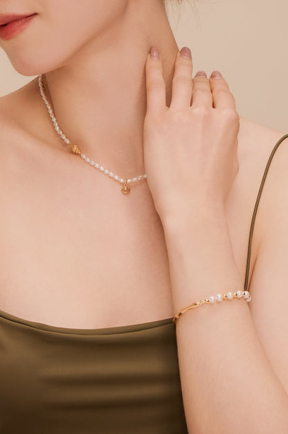 「Ocean Pearl」Natural Freshwater Pearl Bracelet