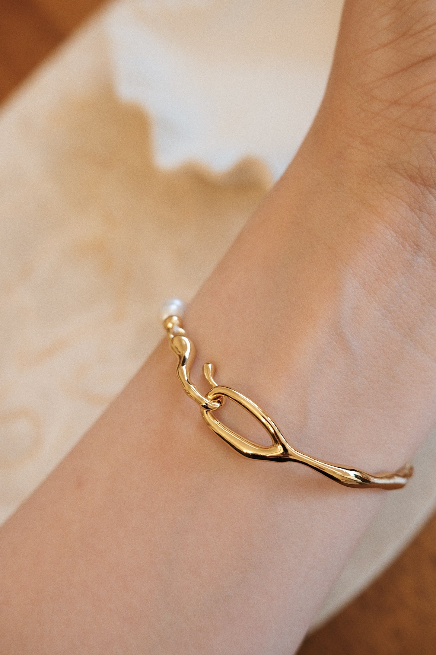 「Ocean Pearl」Natural Freshwater Pearl Bracelet