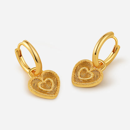 「Amour」Nested Heart Hoop Earrings