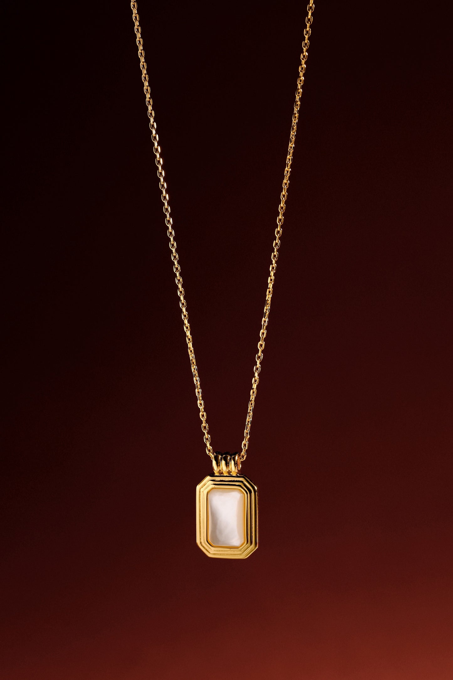 「Radiance」Mother-of-pearl Rectangle Necklace