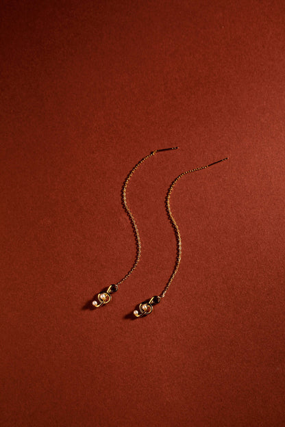 Alt Tag: Aria Threader Earrings by SUIHE Jewelry in 18k Gold Vermeil on brown background, showcasing elegance with minimalist charm.