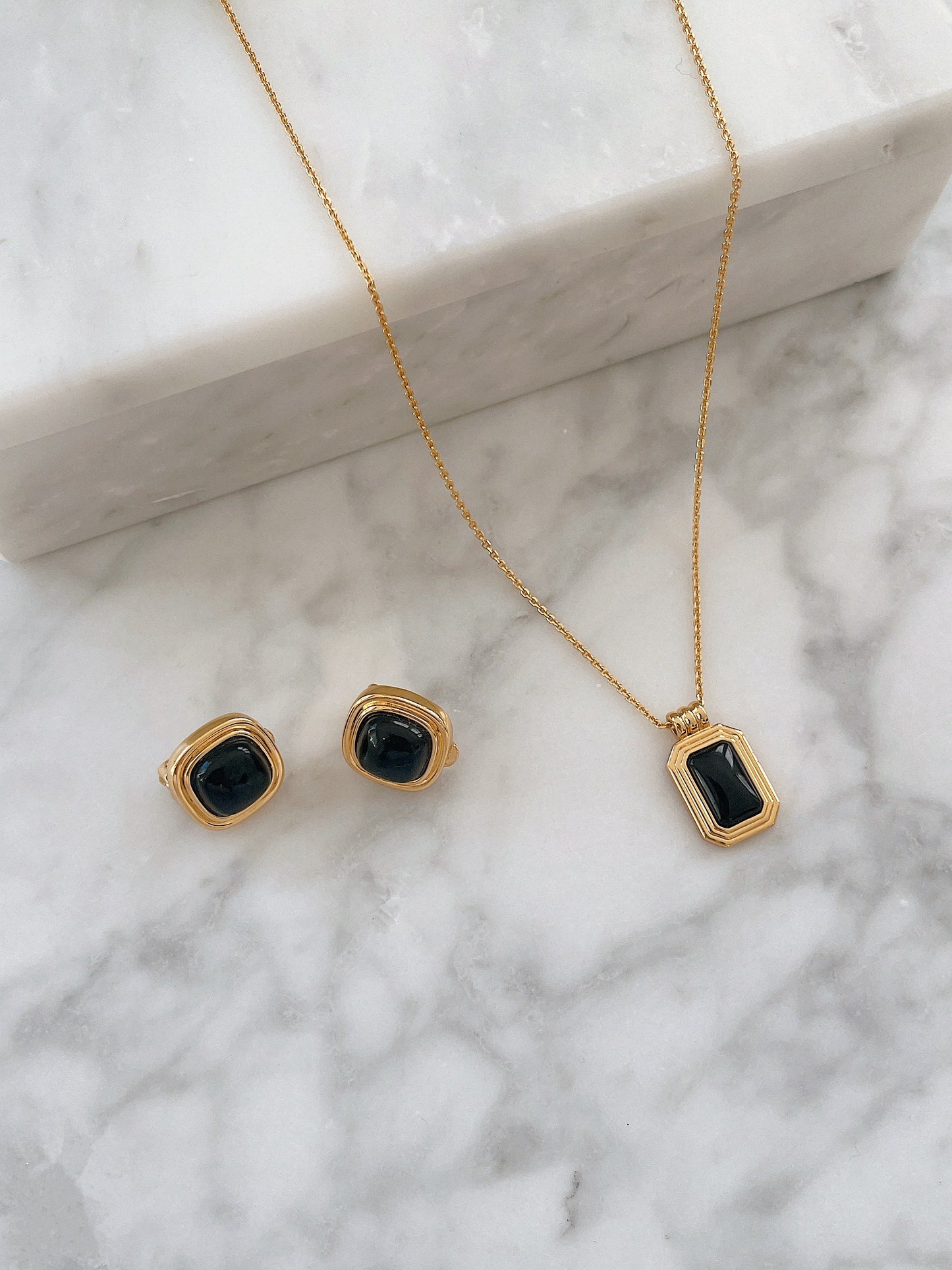 「Nocturne」Black Onyx Rectangle Necklace