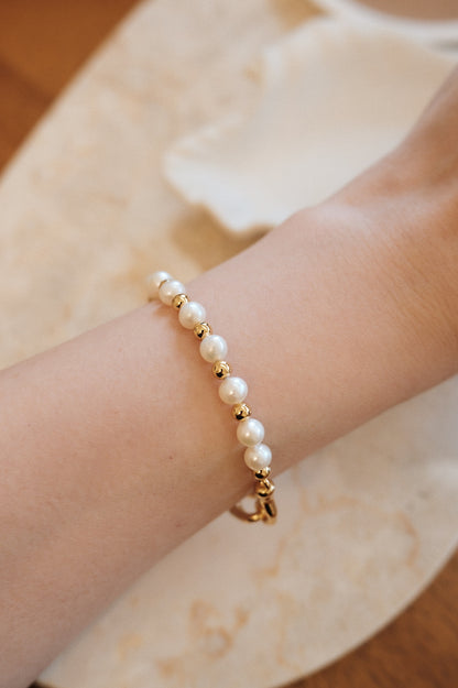 「Ocean Pearl」Natural Freshwater Pearl Bracelet