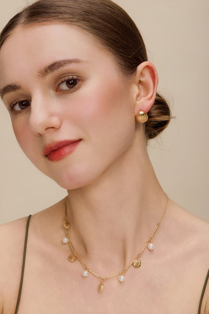 「Seashell」Stud Earrings