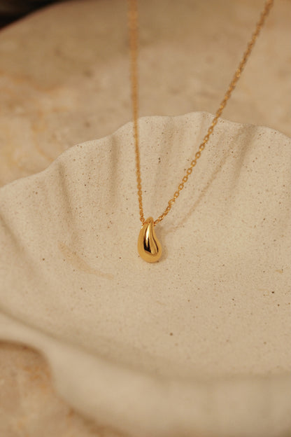 「Teardrop」 Necklace