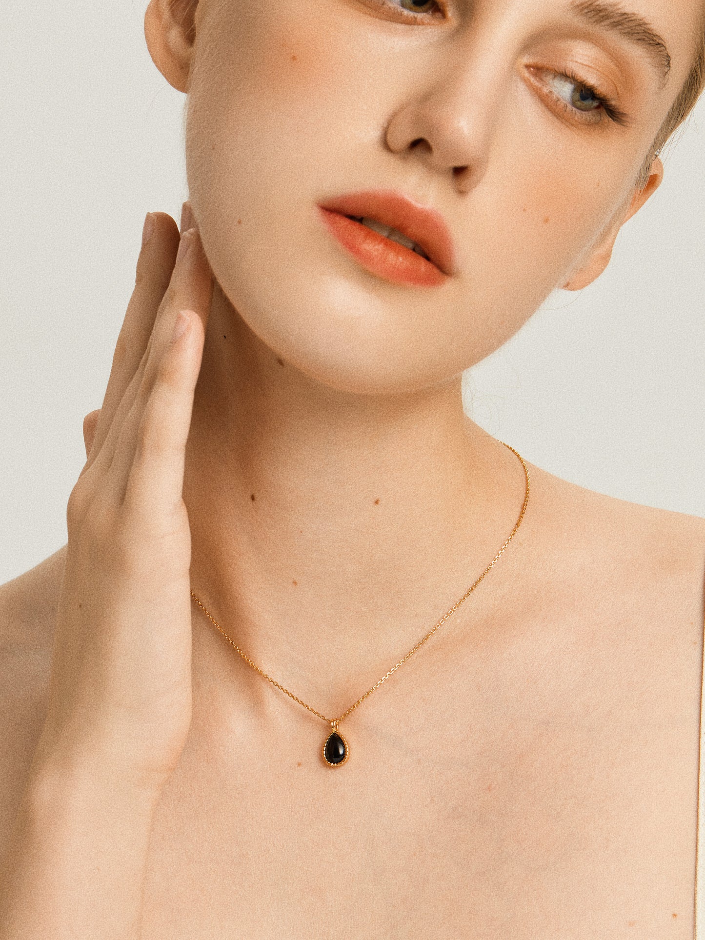 「Nocturne」Pear Shape Pendant Necklace