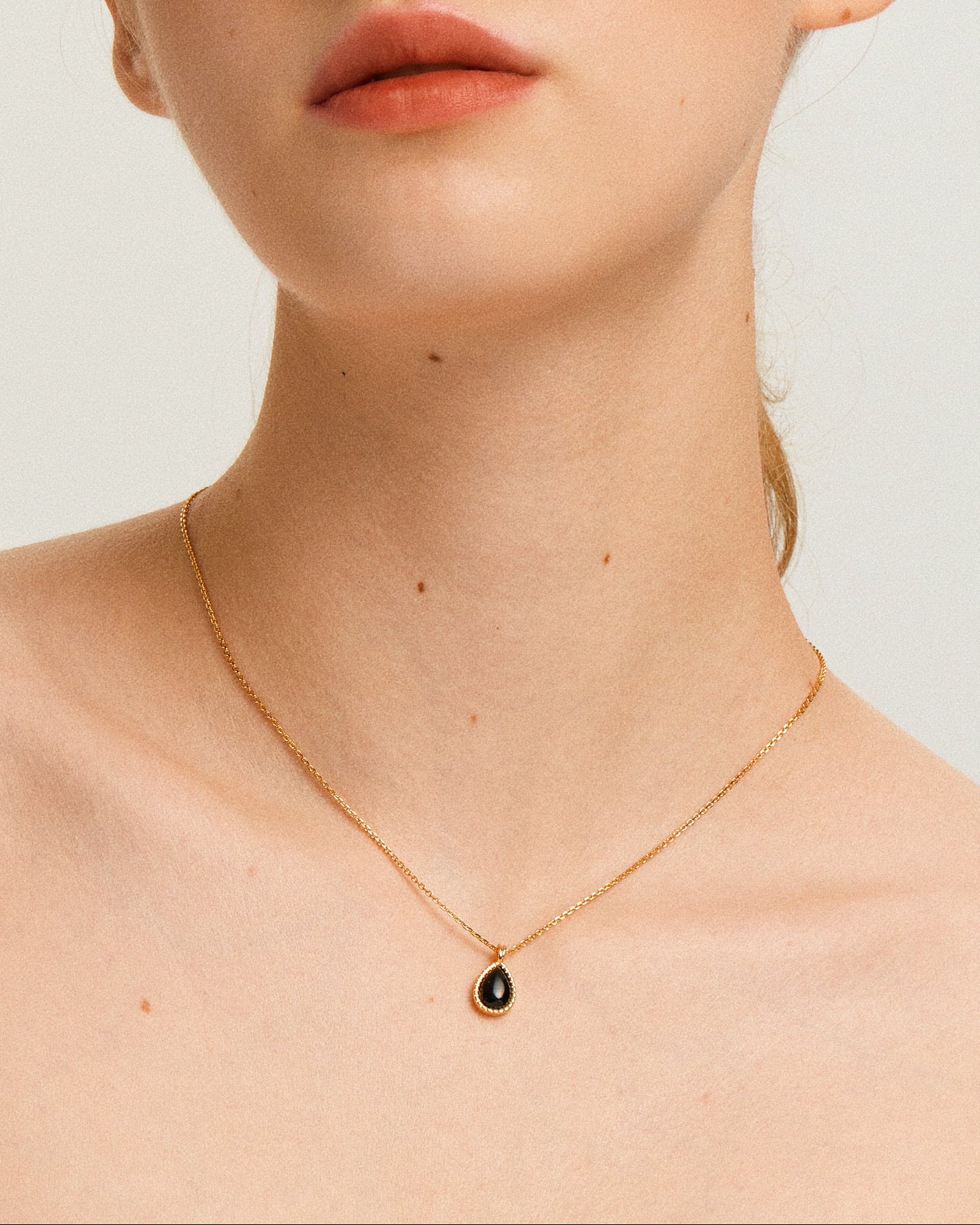 「Nocturne」Pear Shape Pendant Necklace