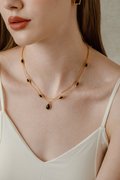 「Nocturne」Mini Rhombus Charm Necklace