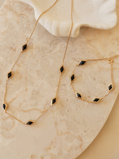 「Nocturne」Mini Rhombus Charm Necklace