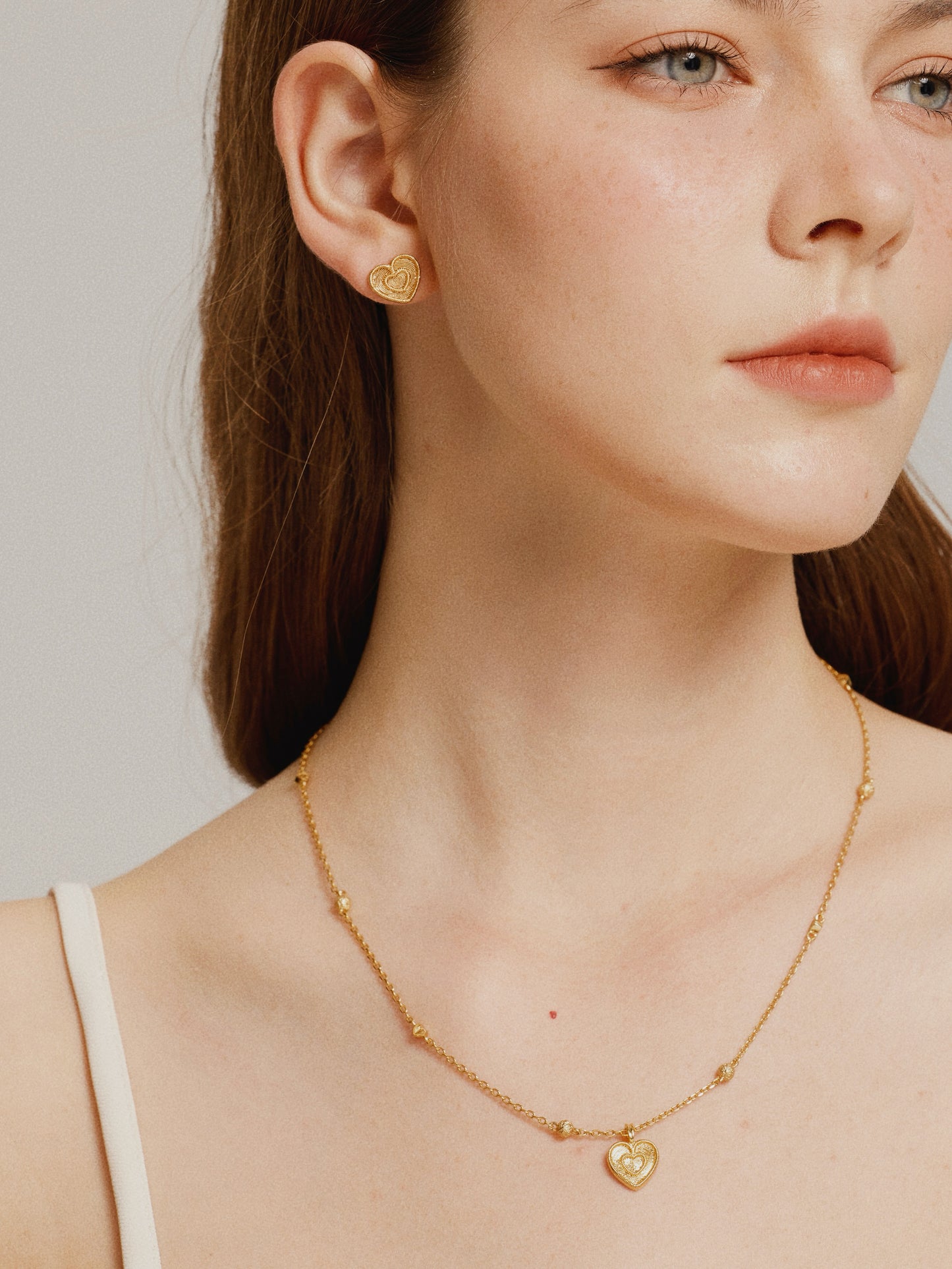 「Amour」Nested Heart Pendant Necklace