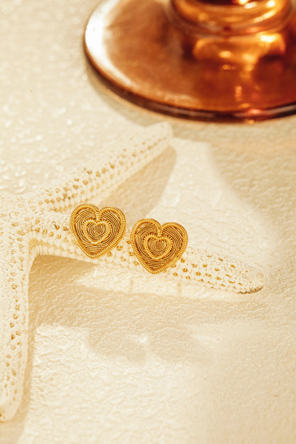 「Amour」Nested Heart Stud Earrings