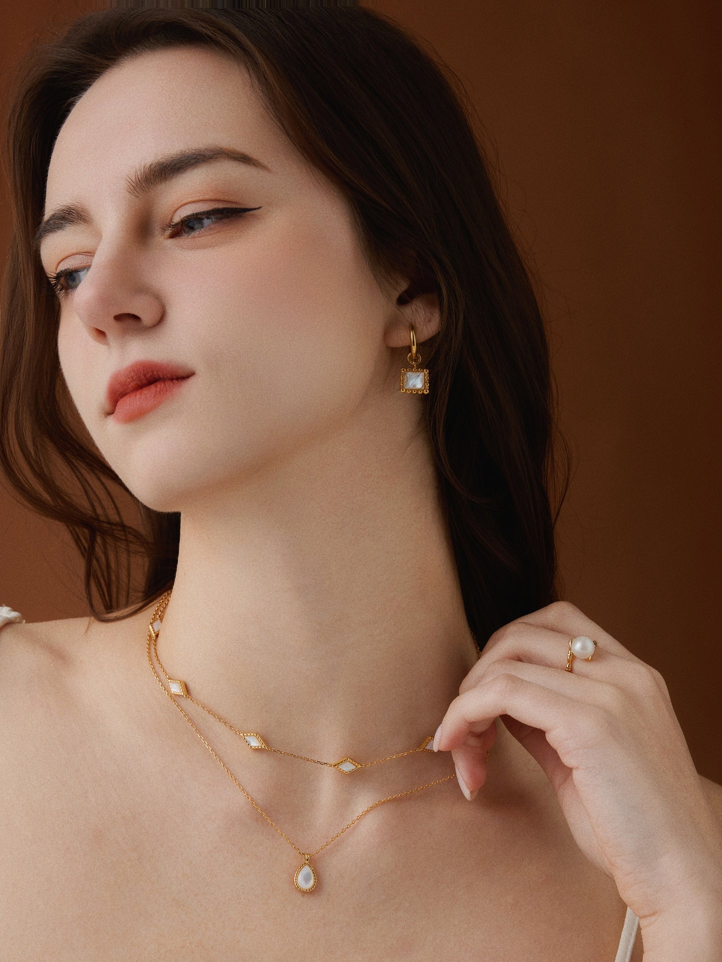 「Luna」Square hoop earrings