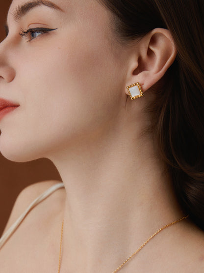 「Luna」Square stud earrings