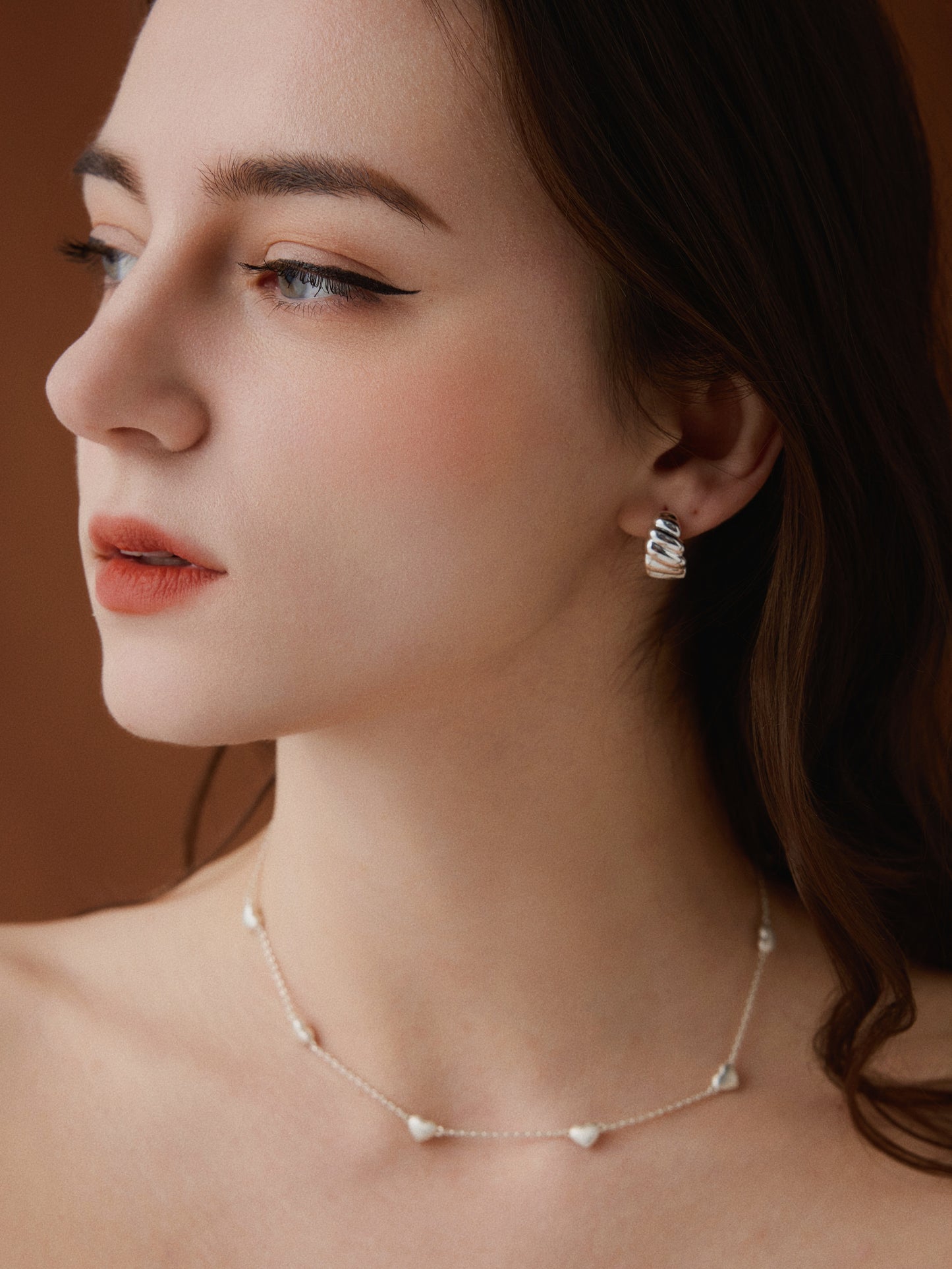 「Puff」mini silver hoop earrings
