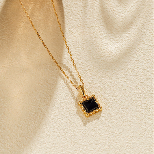 「Nocturne」Square pendant necklace